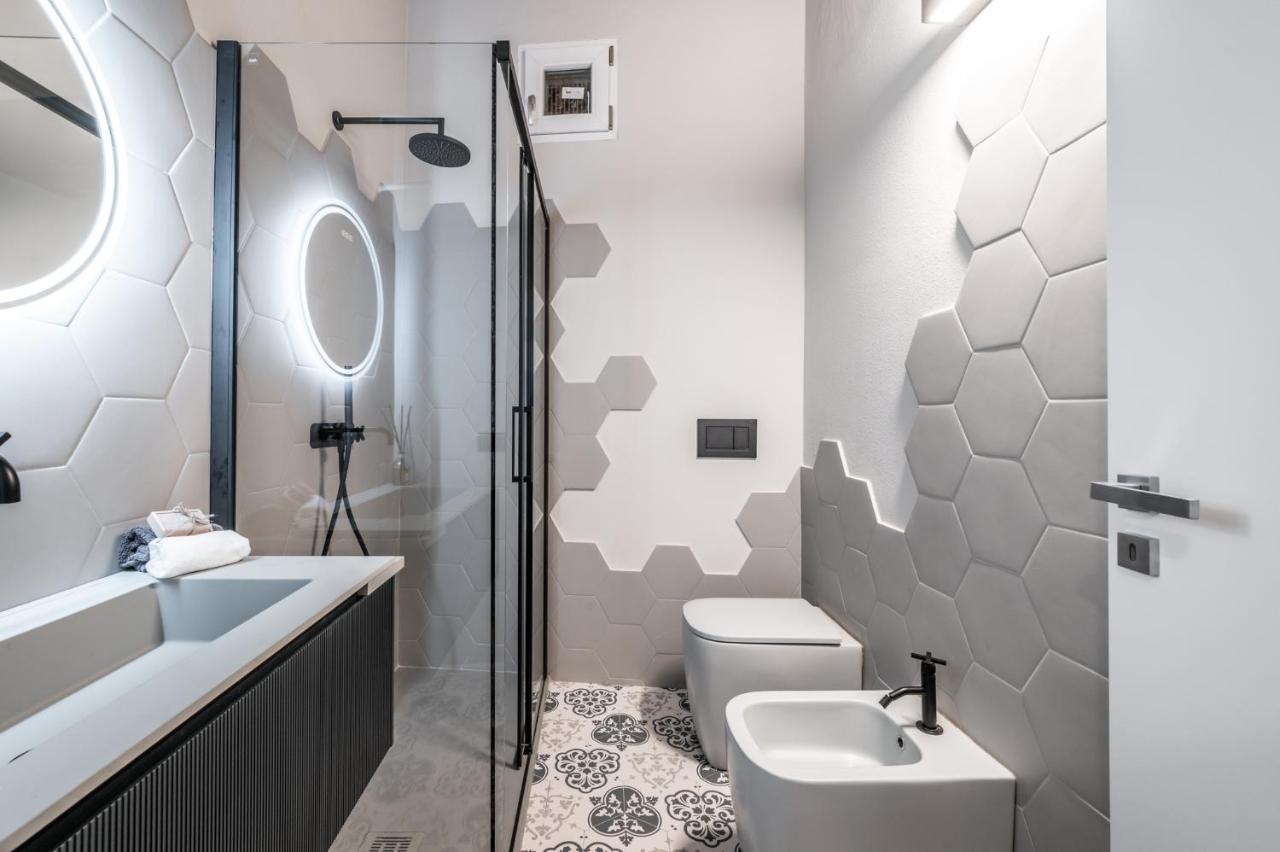 Emilia Suite Palace Модена Экстерьер фото